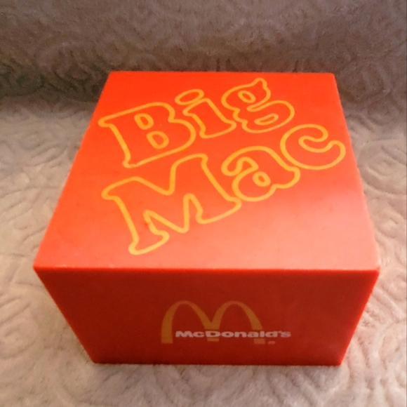 📻🎶1970s McDonald's BIG MAC General Electric AM Radio - Picture 1 of 9